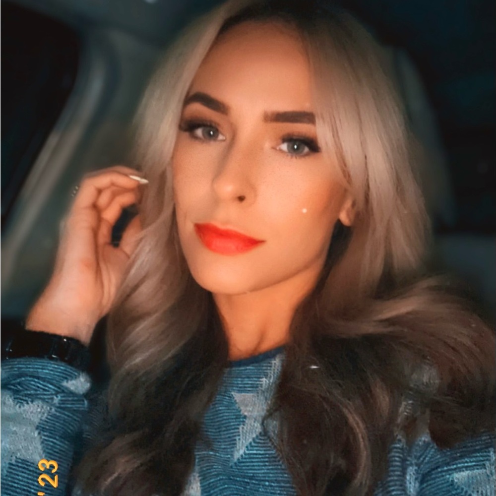 Meet your Posher, Kristin